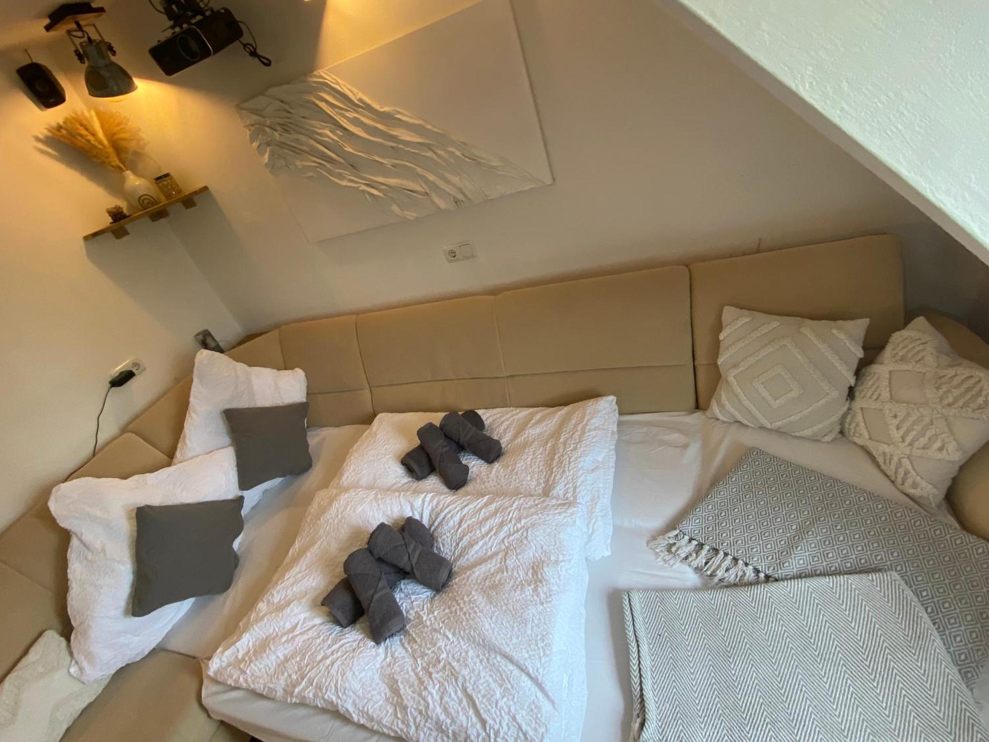 באד סוברנהיים Gemuetliche Rustikale Wohnung Mit Kamin Und Optionalem Whirlpool מראה חיצוני תמונה